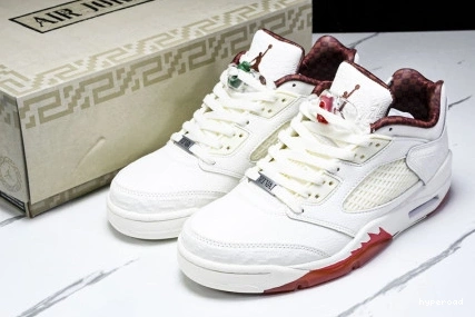 Hyperoad Air LOW 5 Grito” Jordan “El 1116